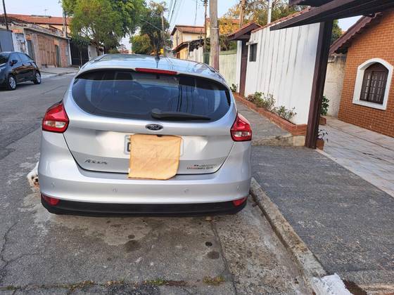 FORD FOCUS 2.0 TITANIUM 16V FLEX 4P POWERSHIFT FORD FOCUS 2.0 TITANIUM 16V FLEX 4P POWERSHIFT